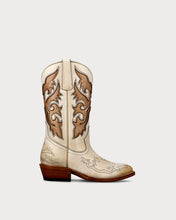 Cargar imagen en el visor de la galería, Jude Western Rose
